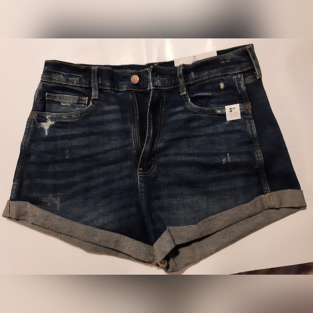 NWT Juniors Arizona High Rise Mom Jean Shorts Size 11
